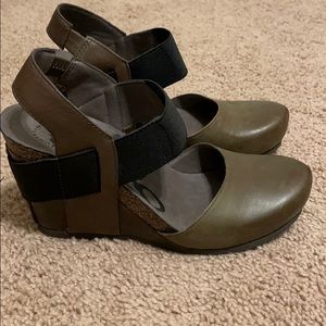 OTBT heels